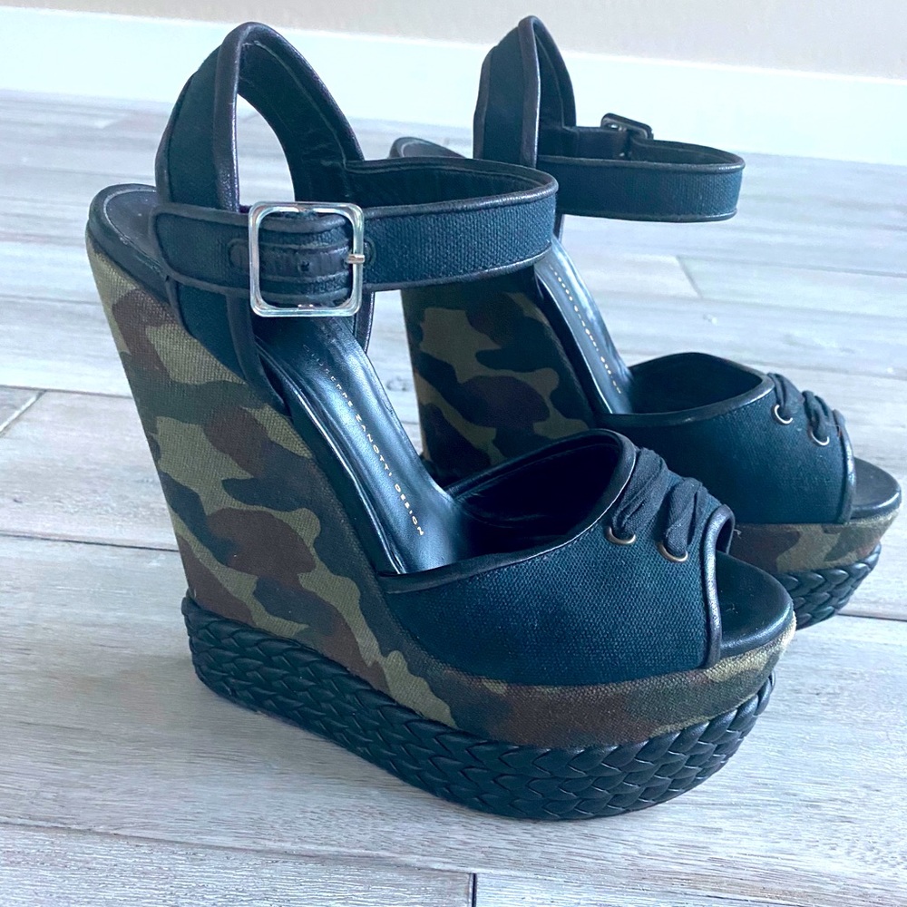 authentic Giozeppe Zanotti shoes size 9,5 - Picture 2 of 5